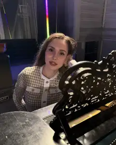 Анна Вальцева