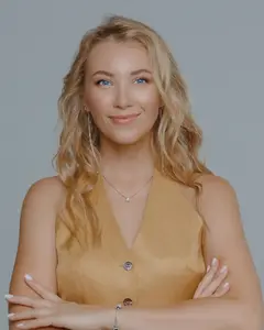 Анна Лазицкая
