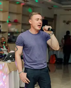 Антон Коваленко