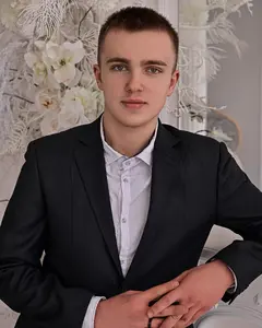 Роман Белоус