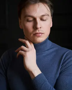 Илья Сергеев
