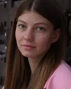 Анна Мишина