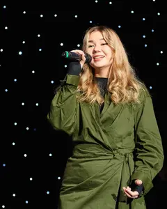 Полина Ханова