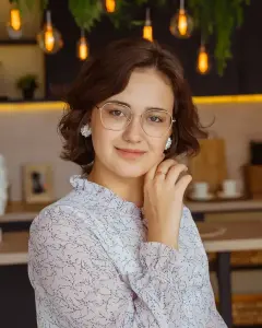 Кира Манаенкова