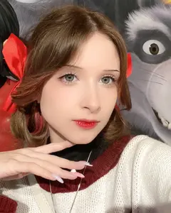 Полина Каменева