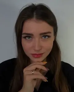 Виолетта Лазарева