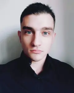 Илья Симончик