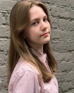 Оля Харенкова