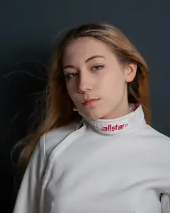 Арина Старова