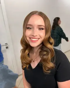 Анна Овчарова