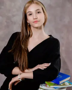 Наталья Зобова