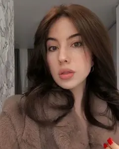 Оля Маркова