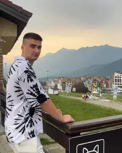 Денис Цветков