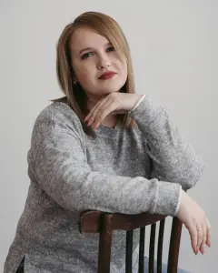 Елена Комиссарова