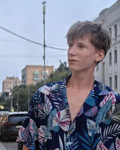 Денис Рагузин