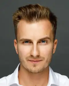 Максим Александров