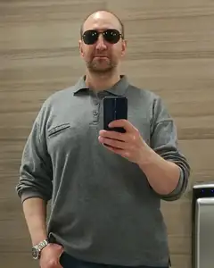 Владислав Яковлев