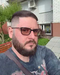 Эльдар Каражас