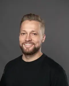 Илья Жирнов