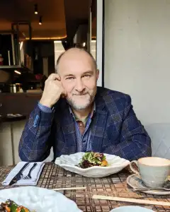 Владимир Зотов