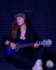 Алиса Шмелева