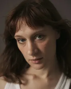 Оля Белякова