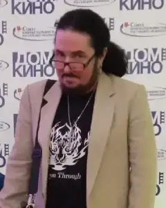 Микаэль Штерн