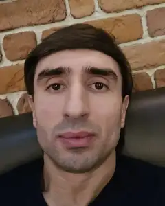 Артур Микаелян