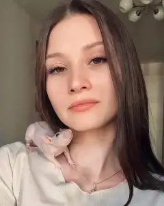 Алёна Лазебных