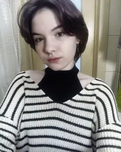 Алиса Нейценик