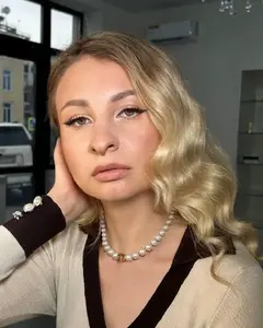 Анита Лузгинова