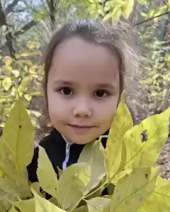 Элина Чариева