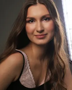 Анна Кабалина