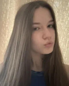 Алина Максимова