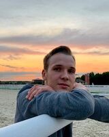 Антон Гапонов
