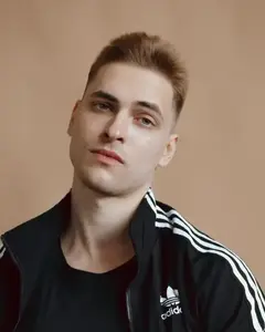 Павел Иванов