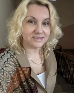 ИРИНА ПОПЧЕНКО