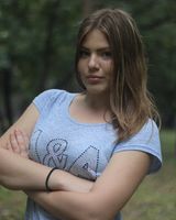 Алина Леонова