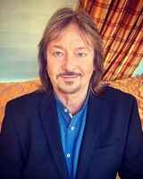 Святослав Петешев