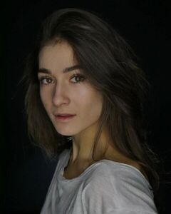 Анна Величко