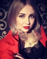 Анюта Максакова