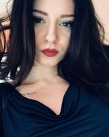 Лора Островская