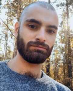 Артём Могущий