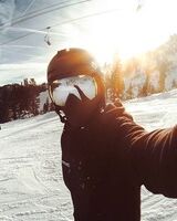 Анатолий Санжаровский