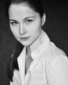 Людмила Лазарева