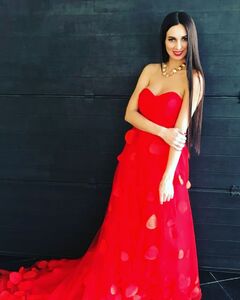 Nadin Fox 