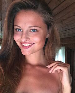 Алина Степанова