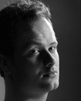 Денис Колонтай