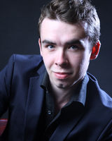 Дмитрий Дубов