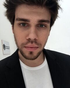 Валентин Авдеев
